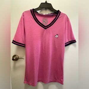 NWT Universal Pink V-Neck Ladies Tee with Navy Trim
/ Size XL